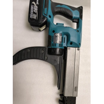 Surubelnita cu acumulator Makita DFR750