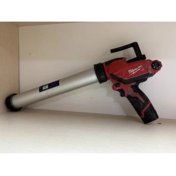 Milwaukee M12PCG