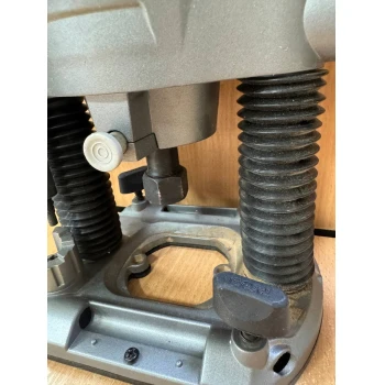 Freza Ryobi RRt 1660