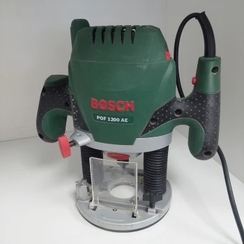 Maşină de frezat Bosch POF 1200 AE