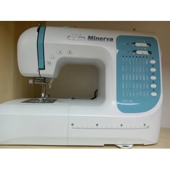 Masina de cusut Minerva  CV40