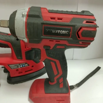 Motrikspeander 18v + stiksav 18 v + trekantsliber 18v
