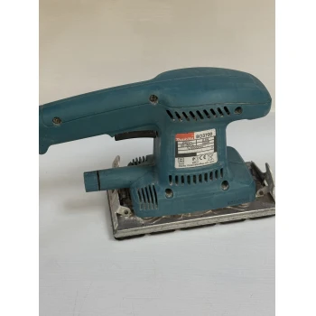 Masina de slefuit Makita B03700