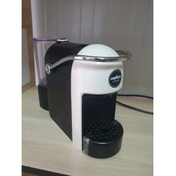 Aparat de cafea Lavazza LM Jolie