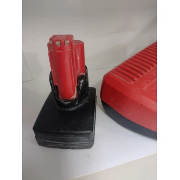 MILWAUKEE M12 3PL