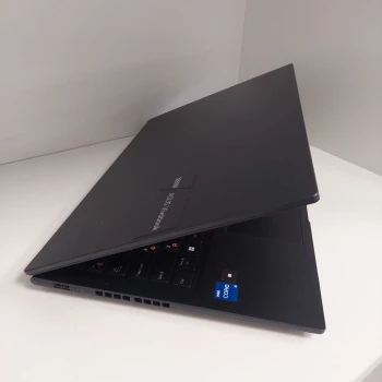 Laptop Asus Vivobook X1502