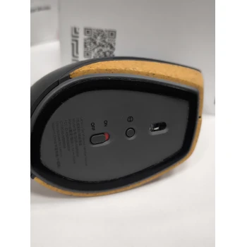 Lenovo Go Wireless Vertical Mouse