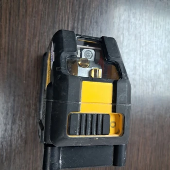 Nivel Laser DEWALT DCE088G