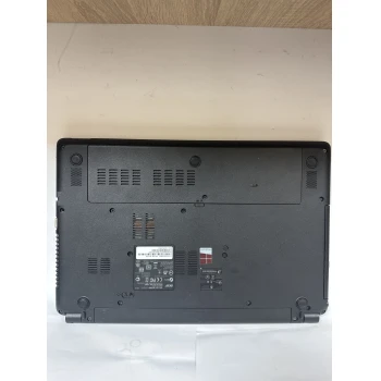 Laptop Acer NC-E1-527-54204G