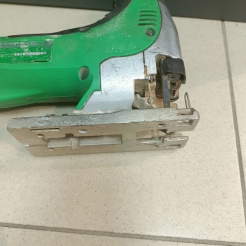 Ferăstrău vertical Hitachi CJ 120VA