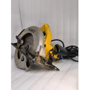 Ferestrau circular DeWalt DWE560