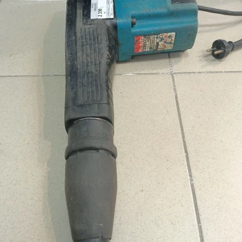 Ciocan demolator Makita HM1100C