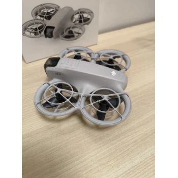 Dronă DJI Neo Fly More Combo