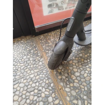 Trotinetă Xiaomi Mai Scooter Esential
