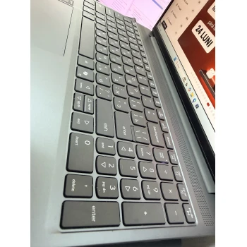 Lăptop Lenovo IdeaPad Slim 3 15ARP10