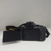 Aparat foto Nikon D5600 + 18-55mm