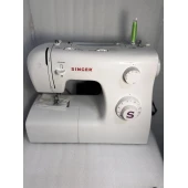 Mașină de cusut Singer 2263