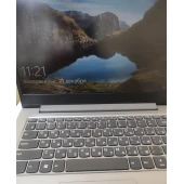Laptop Lenovo 81 VU
