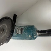 Polizor unghiular Makita GA9020