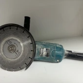 Polizor unghiular Makita GA9020