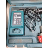 Masina de insurubat Makita 6271D