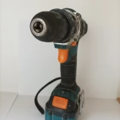 Mașină de găurit Bort BAB-18