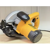 Ferestrau Circular DeWalt DWE575