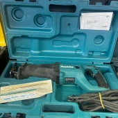 Ferăstrău Sabie Makita JR 3051T