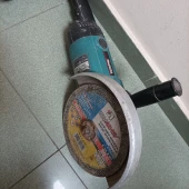 Polizor unghiular Makita 9069