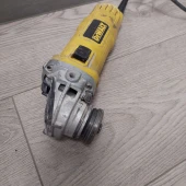 Polizor Unghiular Dewalt DWE4157