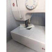 Mașină de cusut Singer 1412