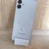 Samsung Galaxy A06 4/128 GB.