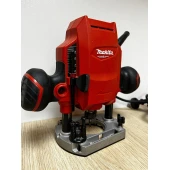 Mașină de Frezat Verticala Makita M3601