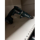 Makita DFS45