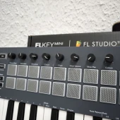 Controler MIDI Compact Novation FLkey Mini