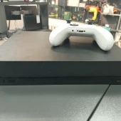 Microsoft Xbox One X 1TB