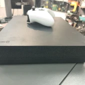 Microsoft Xbox One X 1TB