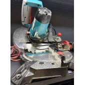 Ferastrau circular Total UTS42142101