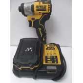Mașină de înșurubat cu impact DeWalt DCF 801