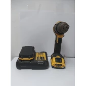 Masina de gaurit DeWalt DCD 701