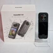 Camera Insta360 X4