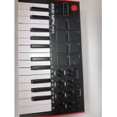 Akai Pofessional MPK mini