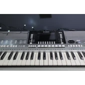 Sintetizador YAMAHA PSR-S910