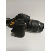 Aparat foto Nikon D5000