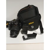 Aparat foto Nikon D5000
