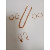 Set din aur proba 585* ( 3 perechi cercei+bratara)