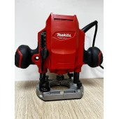 Mașină de Frezat Verticala Makita M3601