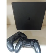 Consolă Sony PlayStation 4 Slim