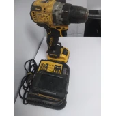 Masina de gaurit DeWalt DCD 701