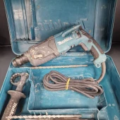 Ciocan rotopercutor Makita HR2470